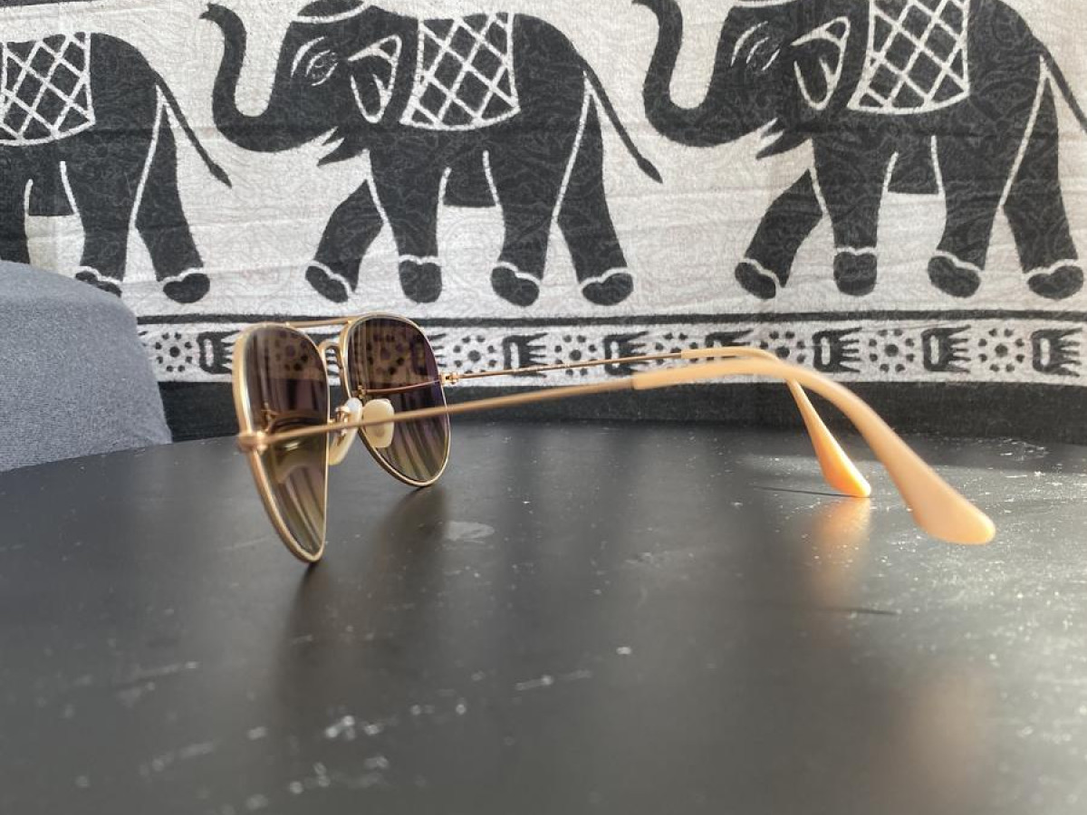 Ray-Ban