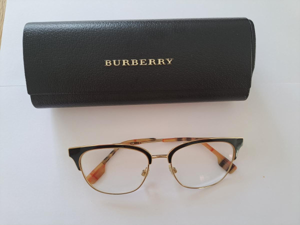 Burberry b1334