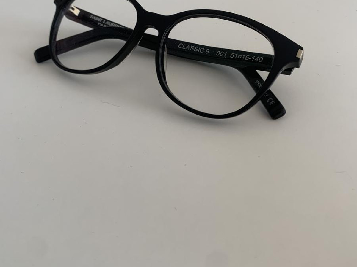 Yves Saint Laurent - 9001