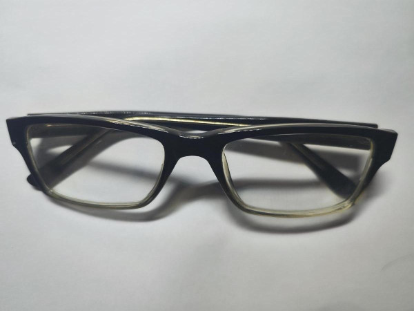 Eco friendly trendy and affordable Second hand glasses Seecly