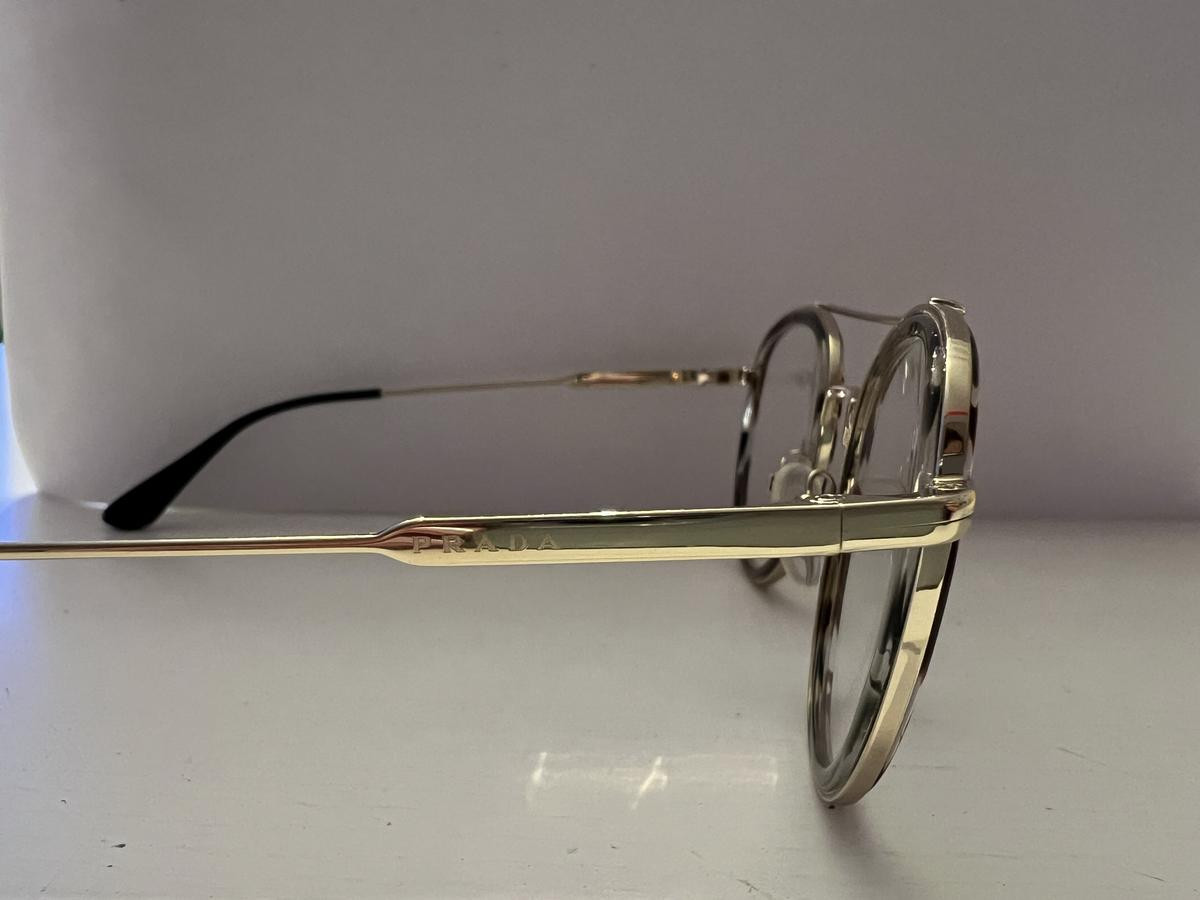 Prada - vpr66y