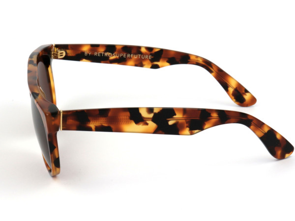 Lunettes de soleil Retrosuperfuture Flat Top Dark Noir Femme