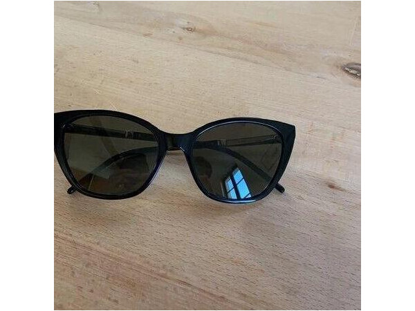 YVES SAINT LAURENT - SLM69