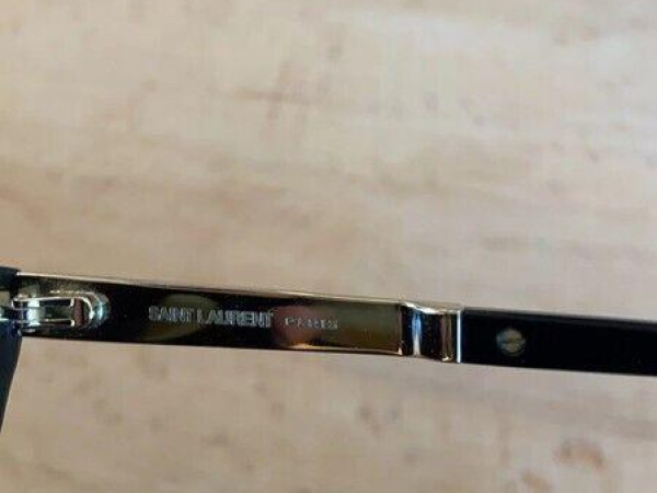 YVES SAINT LAURENT - SLM69