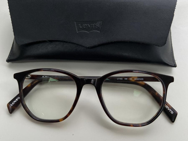 Levis - Lv1002