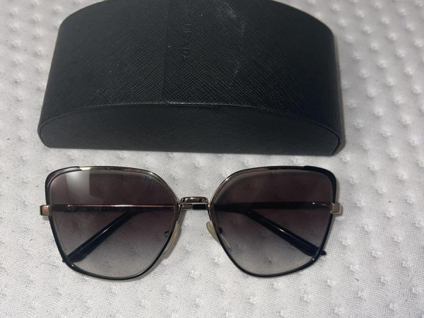 Prada - PR60X
