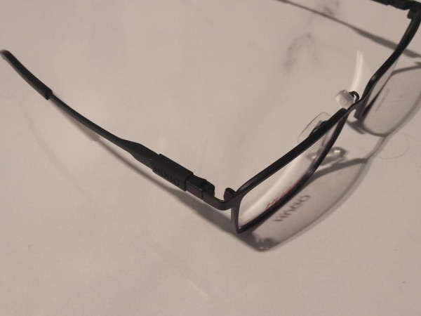 Hugo boss -  HG 1104