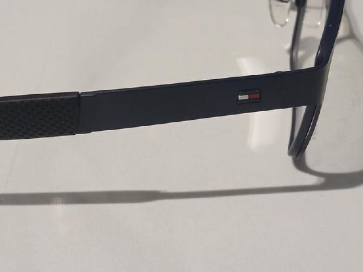 Tommy Hilfiger - th1543