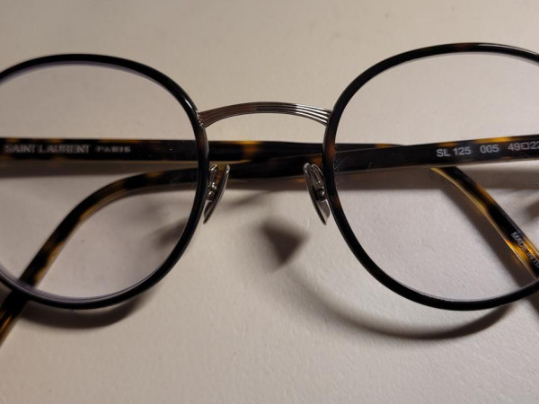yves Saint Laurent - SL125