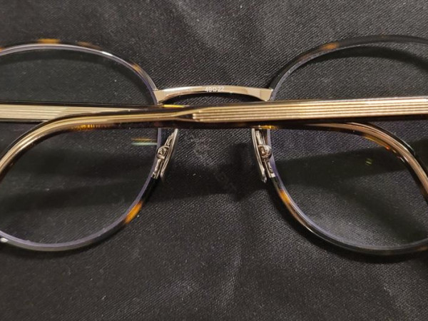 yves Saint Laurent - SL125