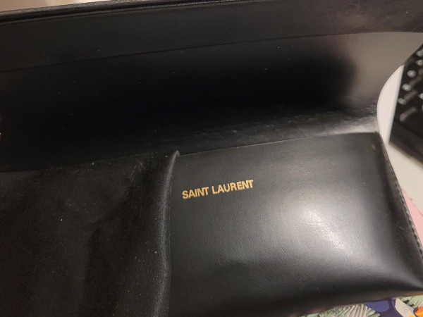 yves Saint Laurent - SL125