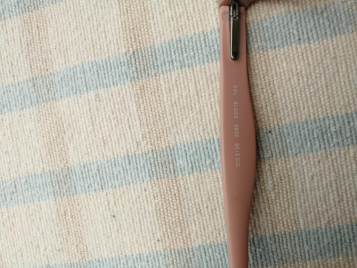 DOLCE & Gabbana - DG3136