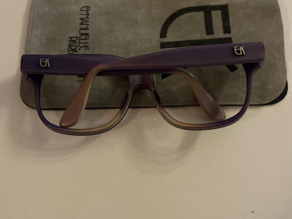 Emmanuelle khanh 9080153