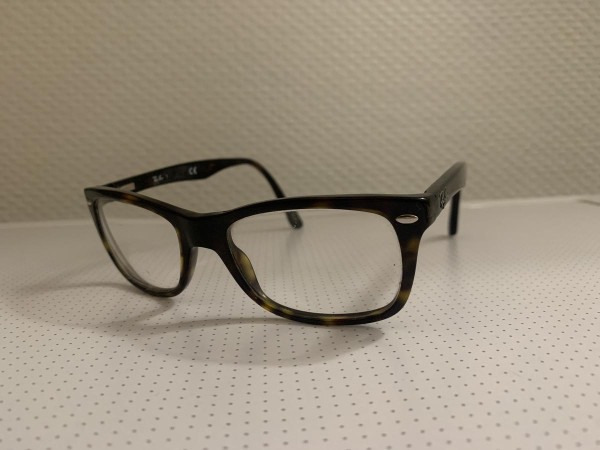 Ray-Ban - RB5228