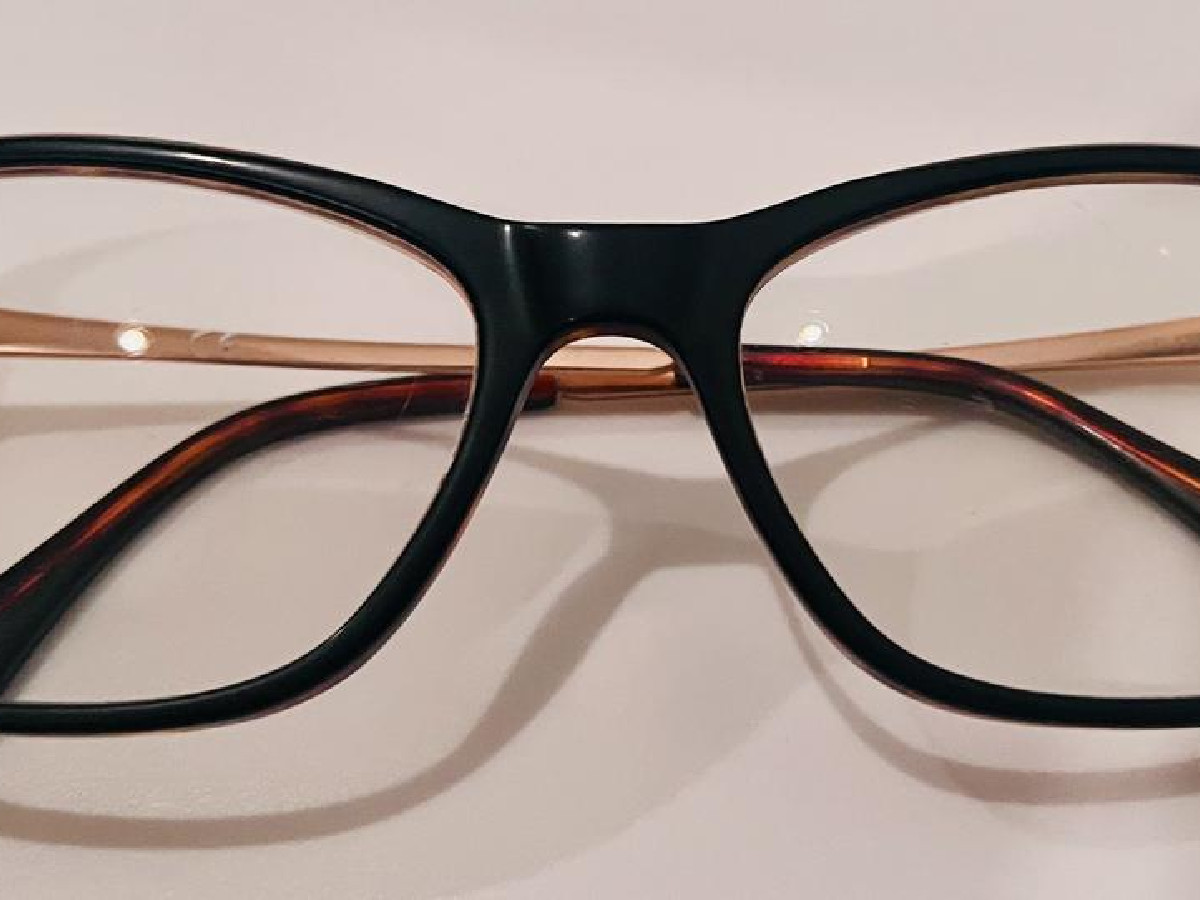 Guess - GU2604