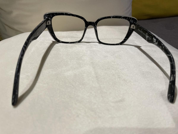 Prada - VPR 01Y