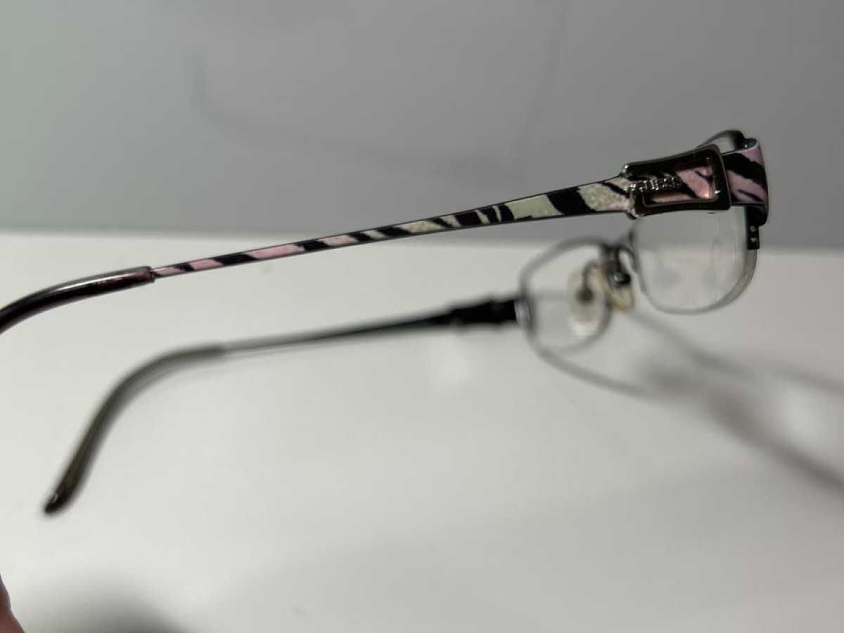 Guess - GU1539
