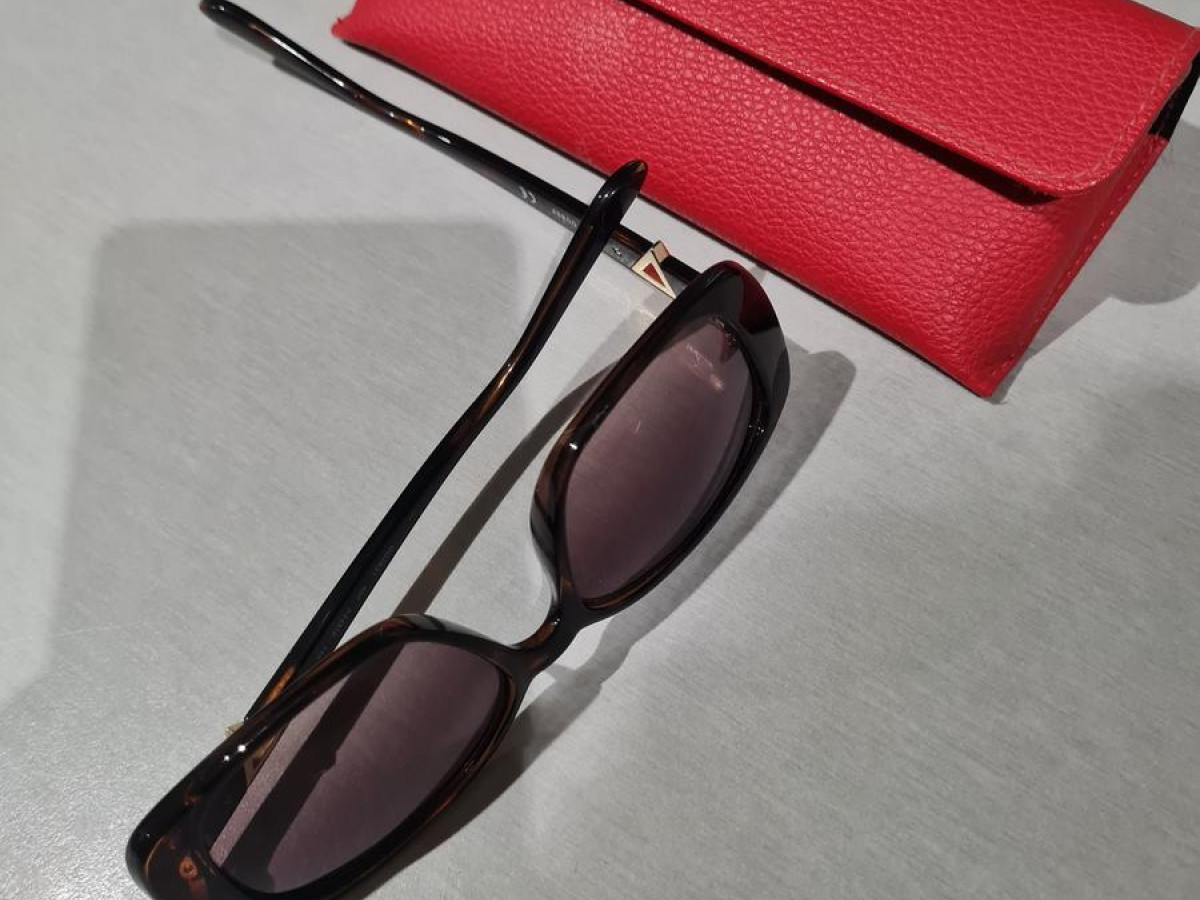 Guess - GU7631