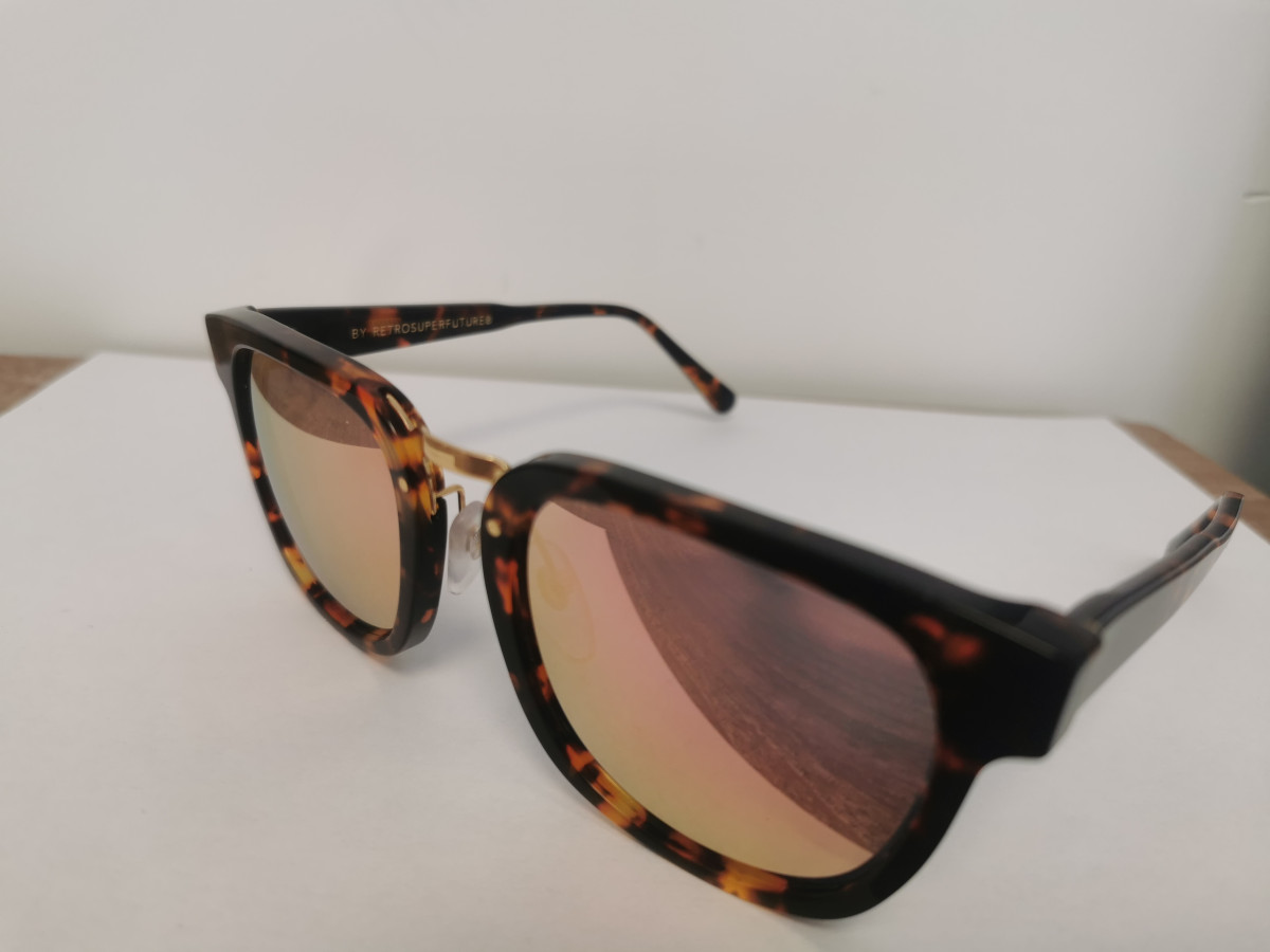 Retrosuperfuture - QAG