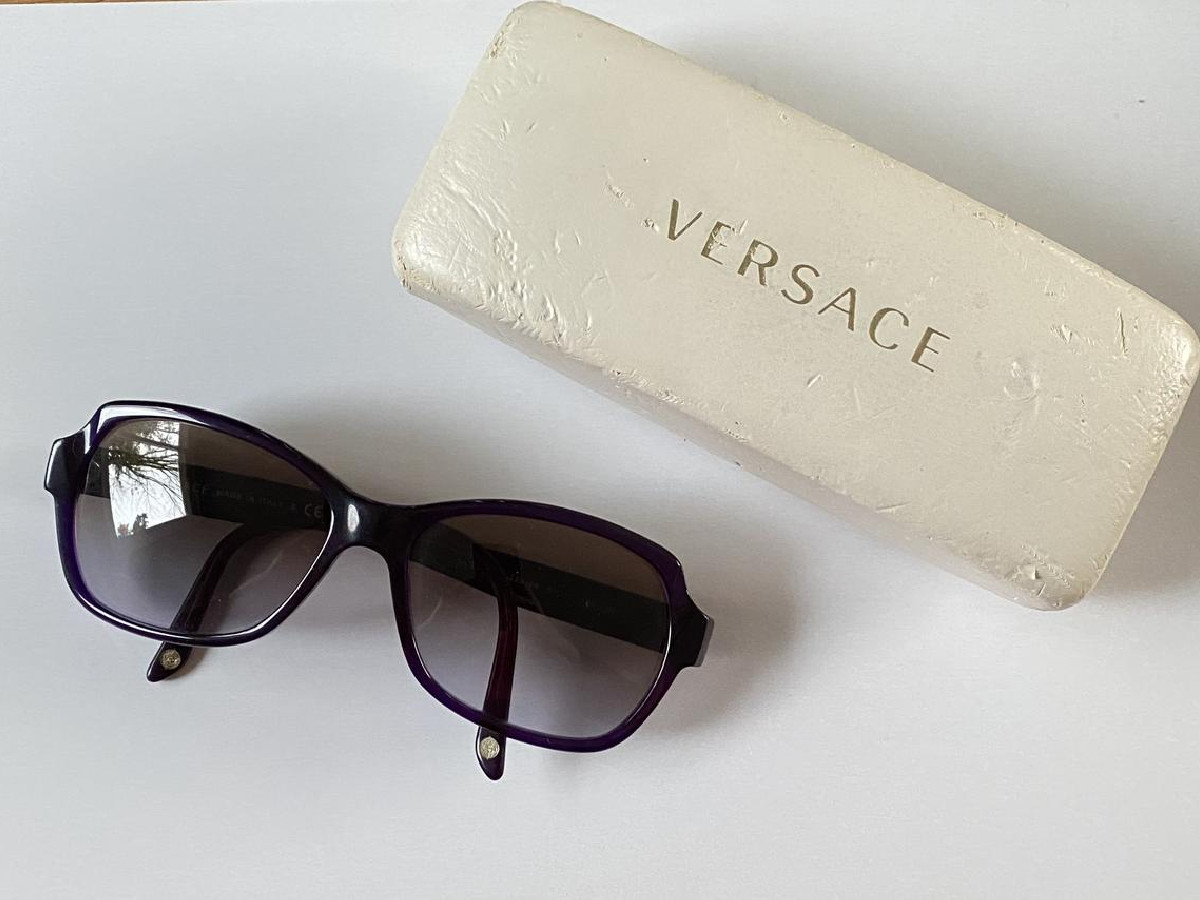 VERSACE