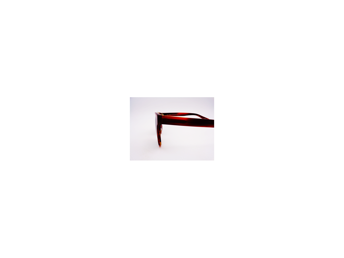 D by D-DBSF5003