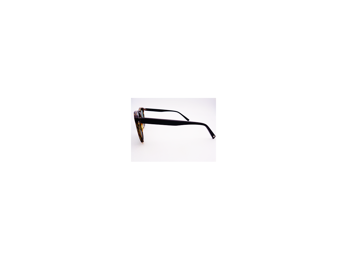 D by D-BSM0012