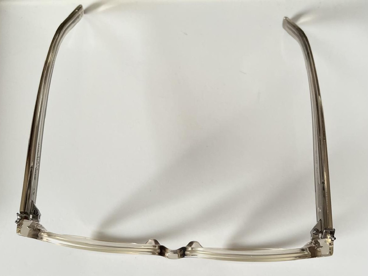 Yves Saint Laurent - SL M33