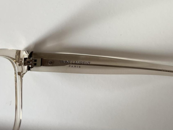 Yves Saint Laurent - SL M33