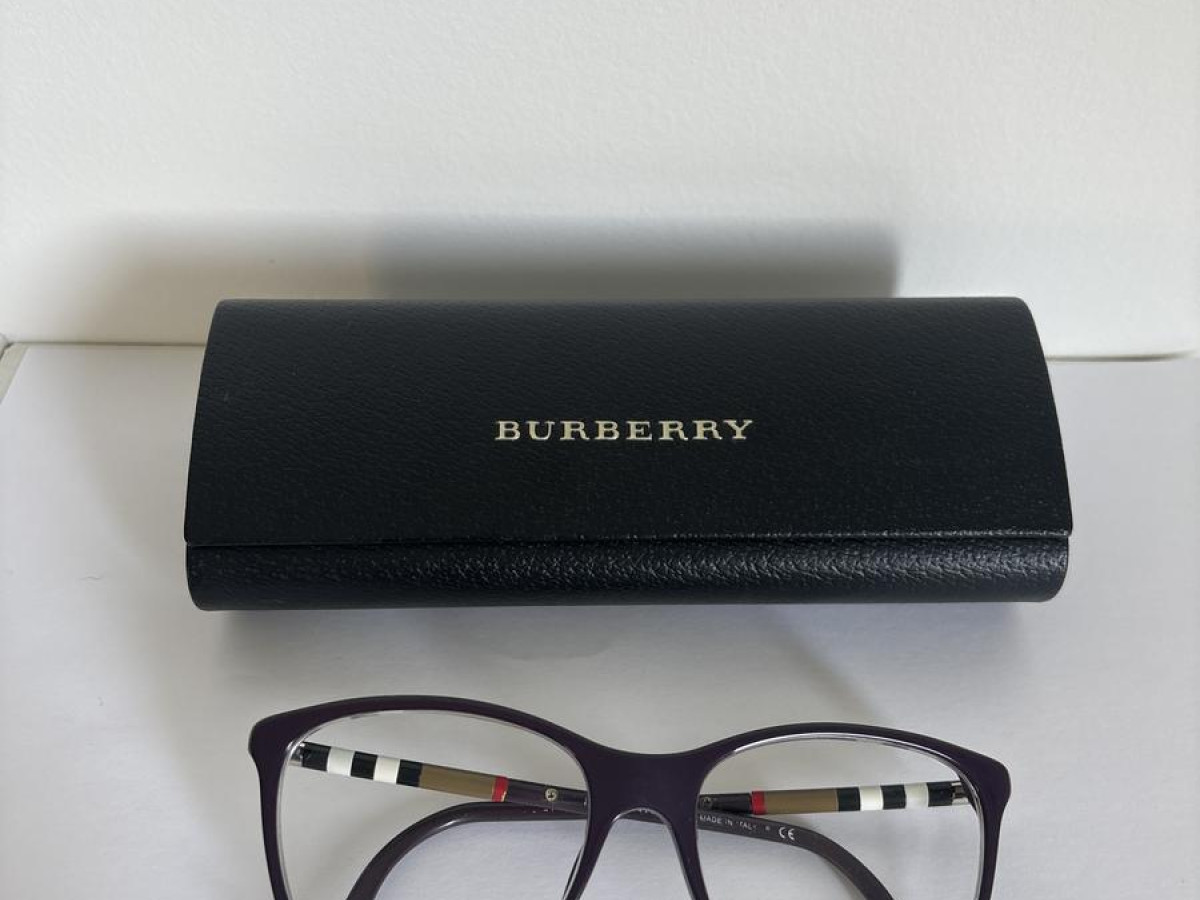 Burberry - 140