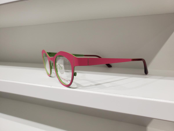 ROGER - Christina C2