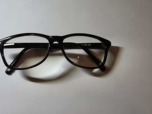 CLEMENCE ET MARGAUX - CM122...