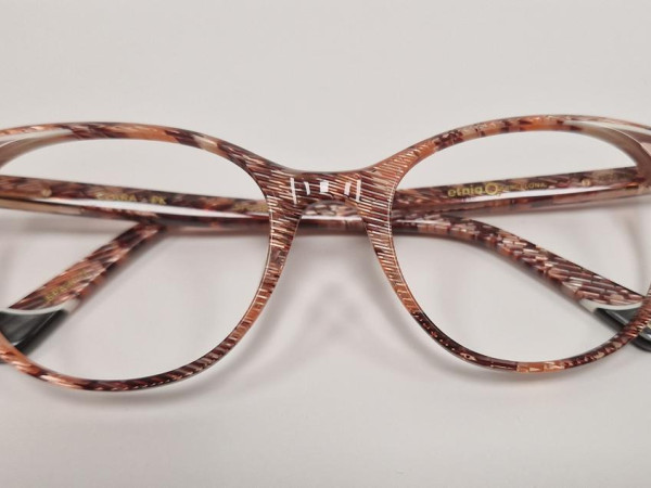 Etnia barcelona - Clara