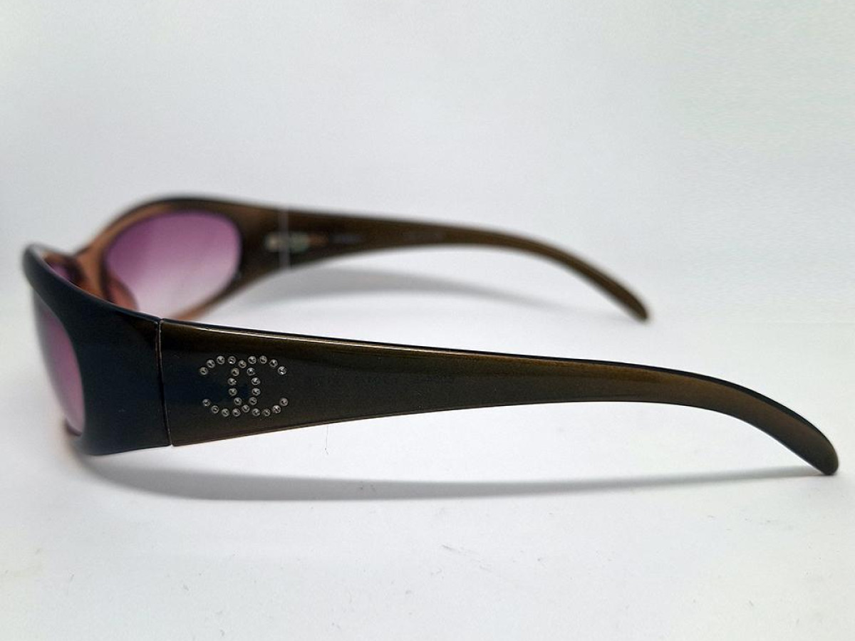 CHANEL - 6004B
