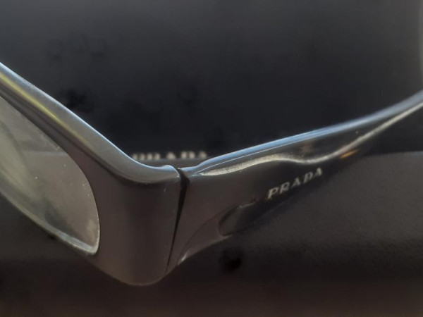 Prada - vpr09g