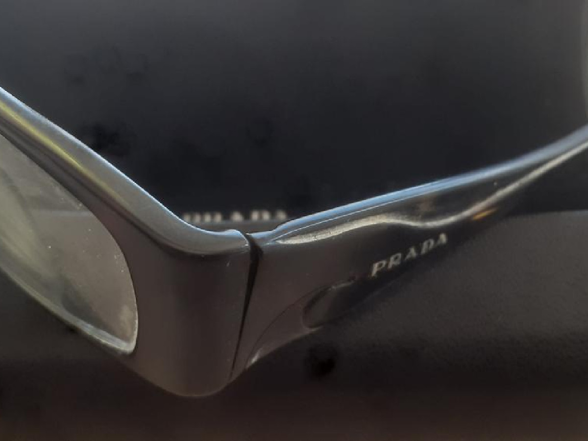 Prada - vpr09g
