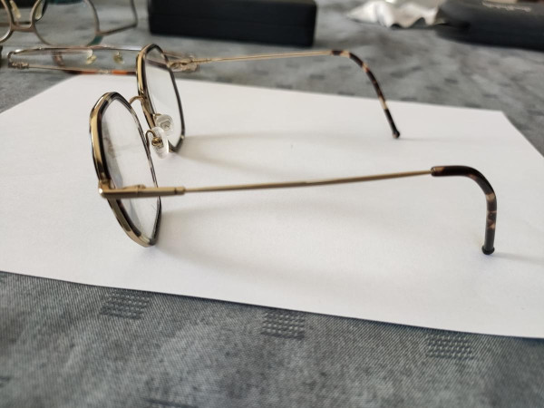 Gigi Studios - Karol