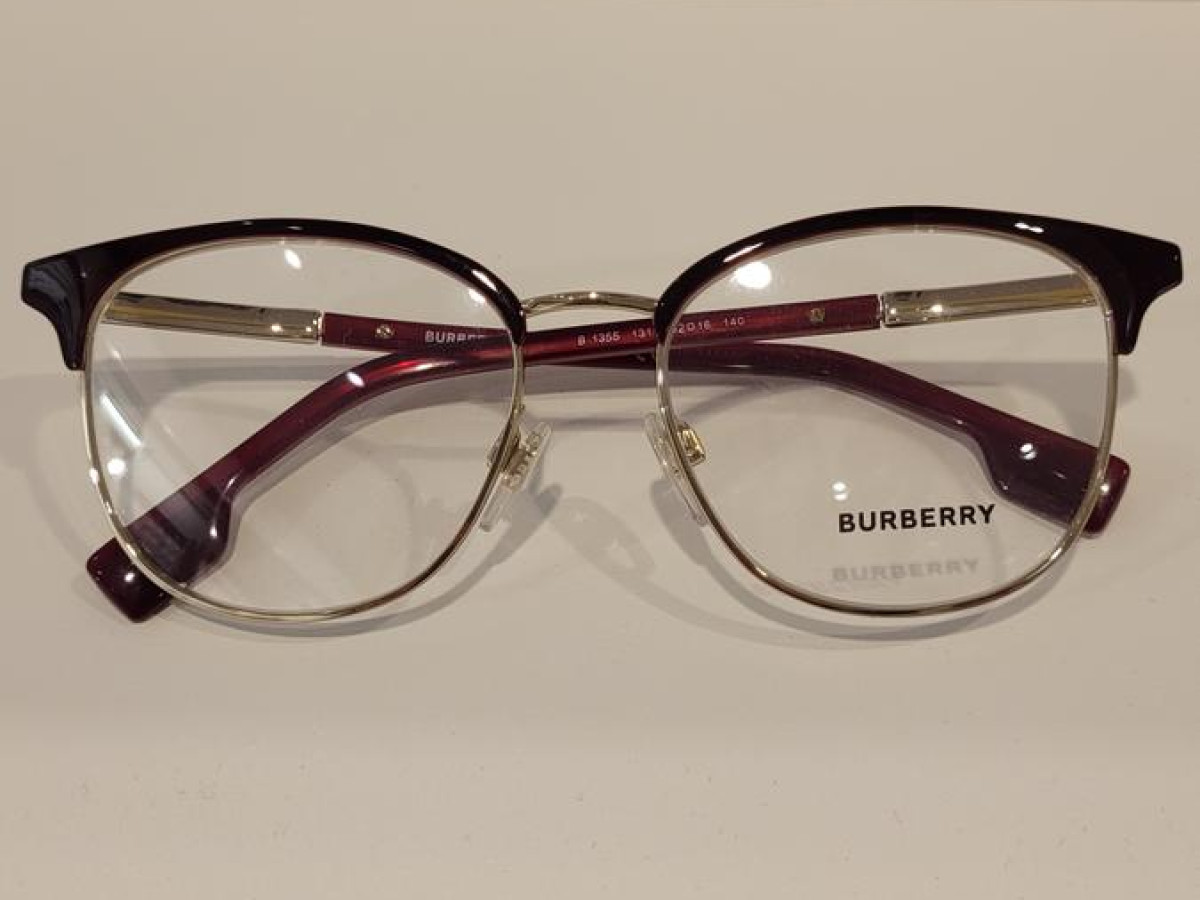 BURBERRY - B1355