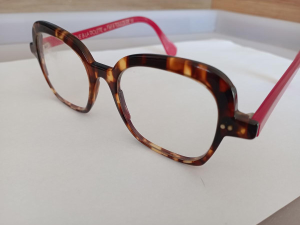 La brique et violette - Alexandrine