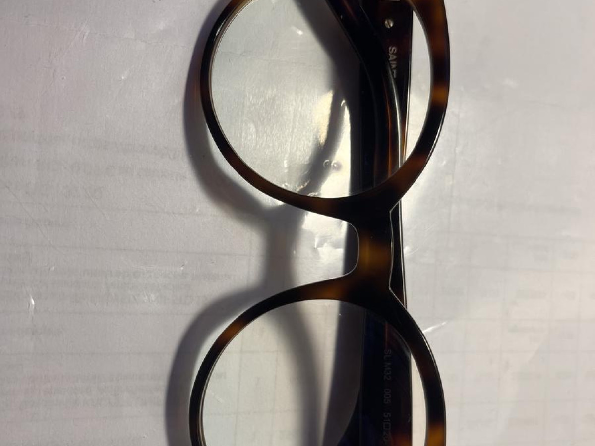 Yves Saint Laurent - SLM32