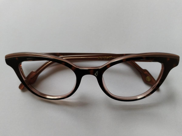 Vinyl factory - knight