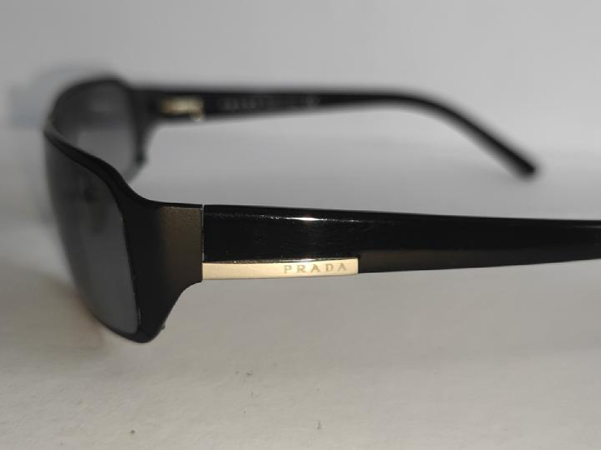 Lunettes de soleil Prada SPR52F Noir Homme