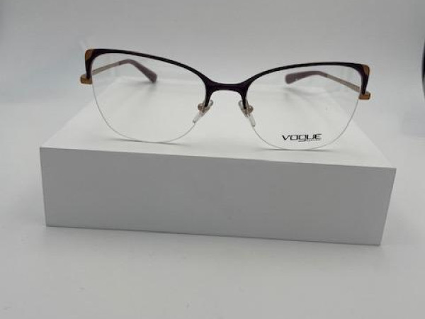 VOGUE - 4077
