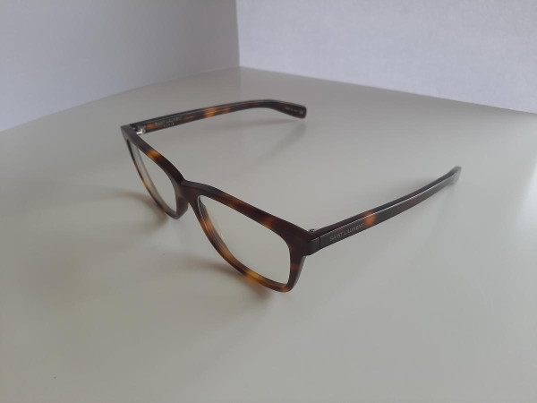 Yves Saint Laurent - SL164