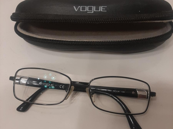 VOGUE - VO3822 B
