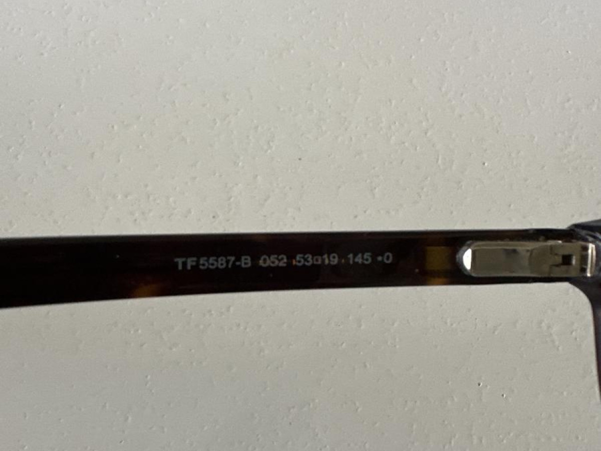 Tom Ford - TF5587