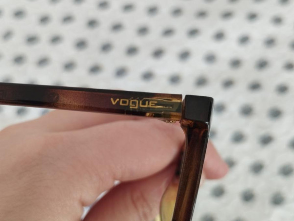 Vogue - VO5167