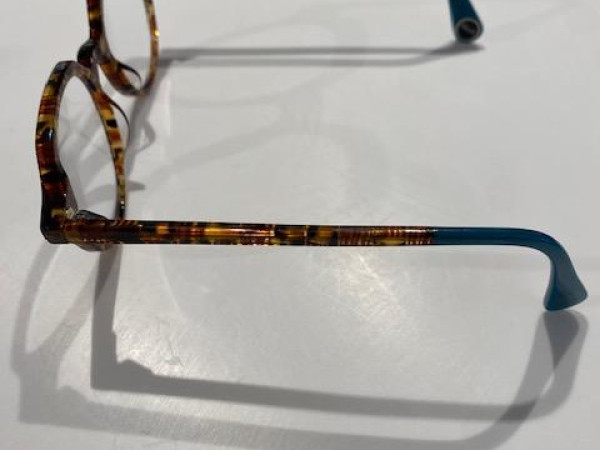 WOOW-get hired1 47/19 col 4006