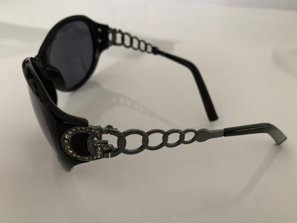 GUESS BY MARCIANO