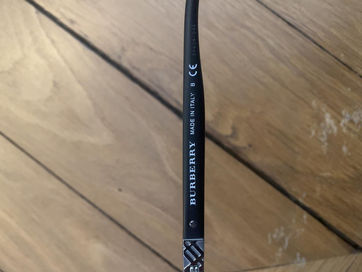 Burberry - B2239