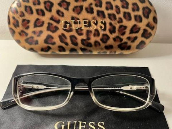 GUESS - 2343